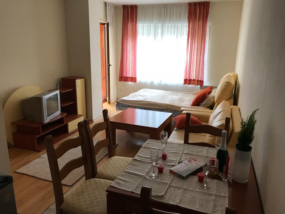 Predela Nadezhda Apartment Bansko Luaran gambar